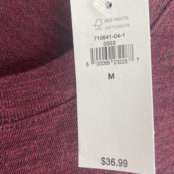 NWT Banana Republic Vintage Tee - Picture 2 of 3